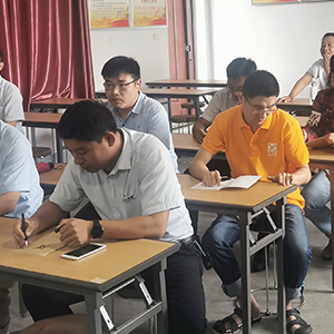 8��11��ɽ�|���x���ؙC(j��)е���޹�˾�e�k��늄�(d��ng)�������ؙC(j��)����Ӗ(x��n)�n