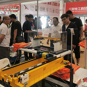 ���(d��ng)�YӍ|ɽ�|���x���ؙC(j��)е���޹�˾��չ��68���＾ȫ�������Ʒ���ו�